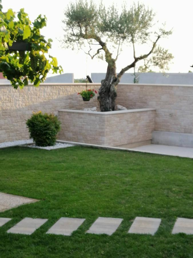 Villa Roza Umag Exterior foto